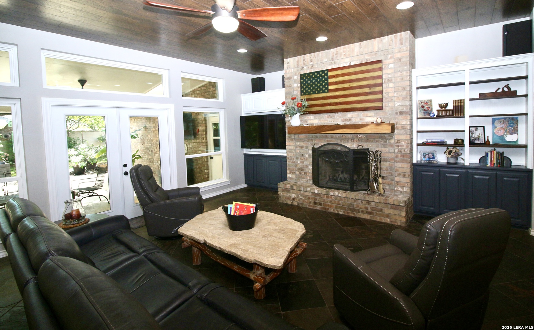 8530 FAIRWAY GREEN DR, ,  78015 — photo 1