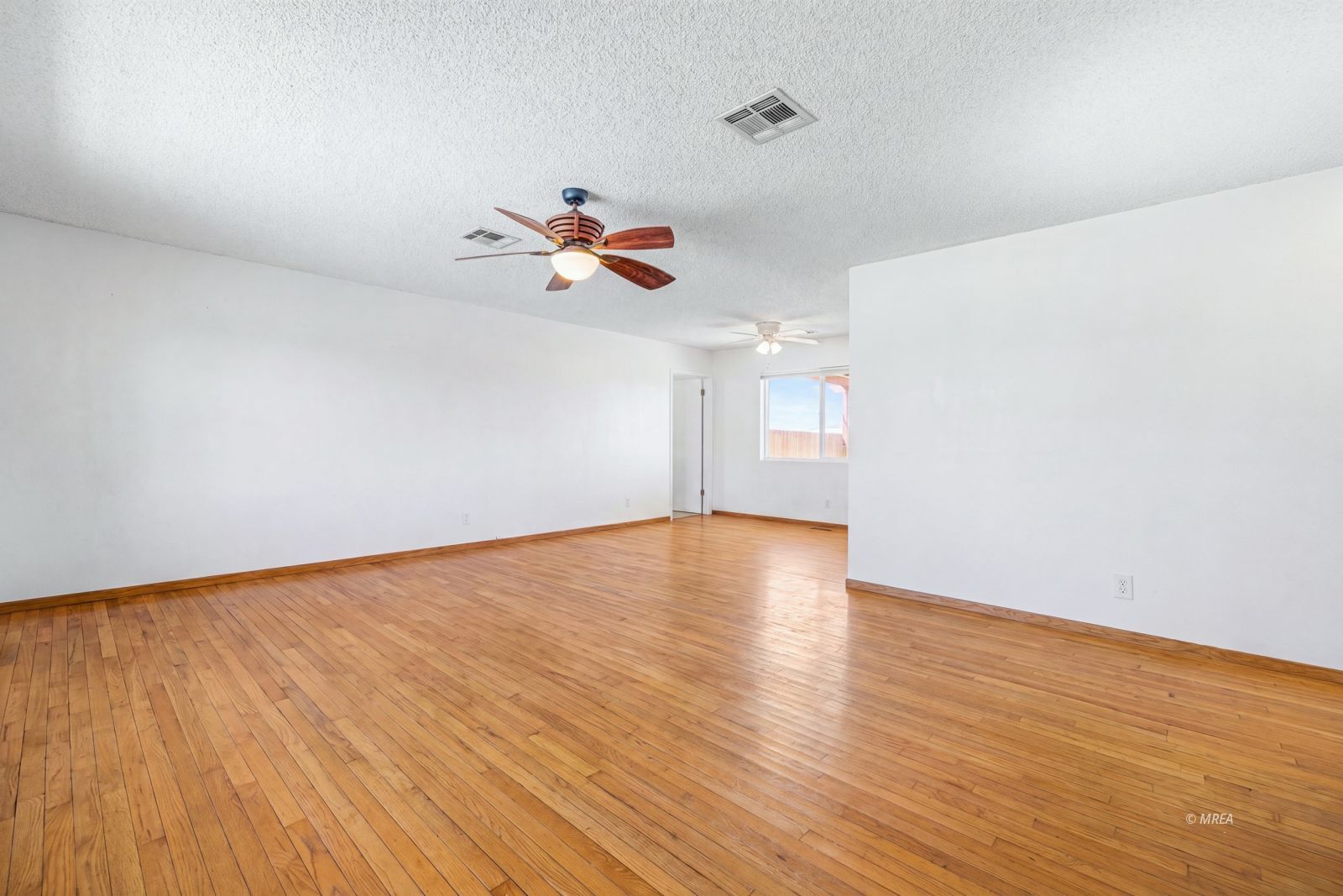 1575  Navajo Ave, Logandale, NV 89021 — photo 1