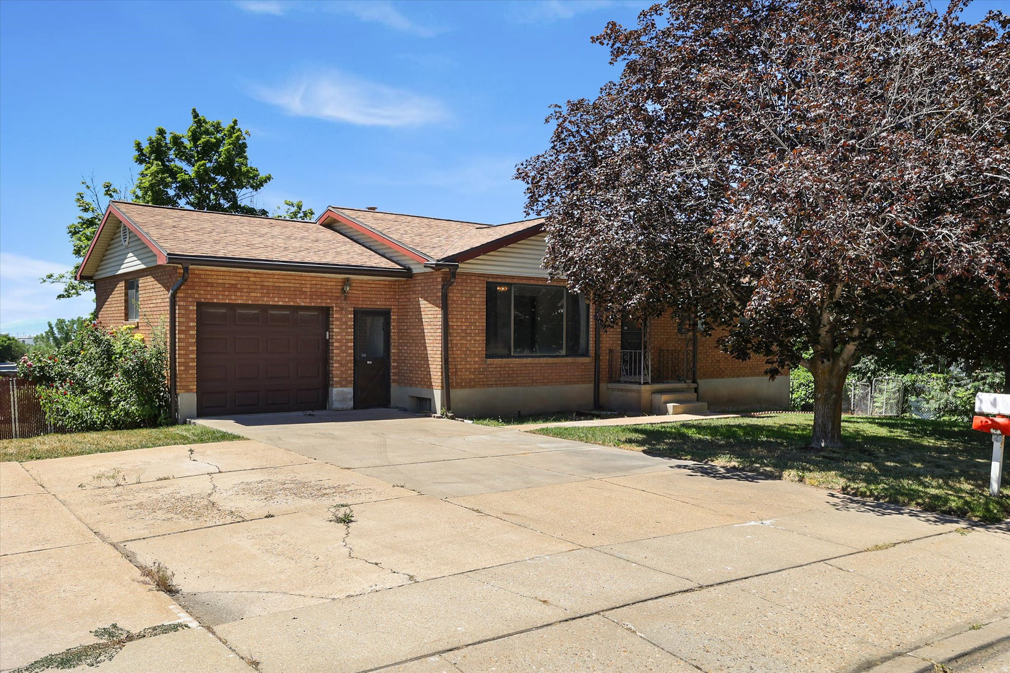 555 W 300 N, Clearfield, UT 84015 — photo 1