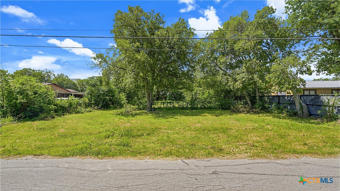 144 Dinn Drive, San Antonio, TX 78218 — photo 1
