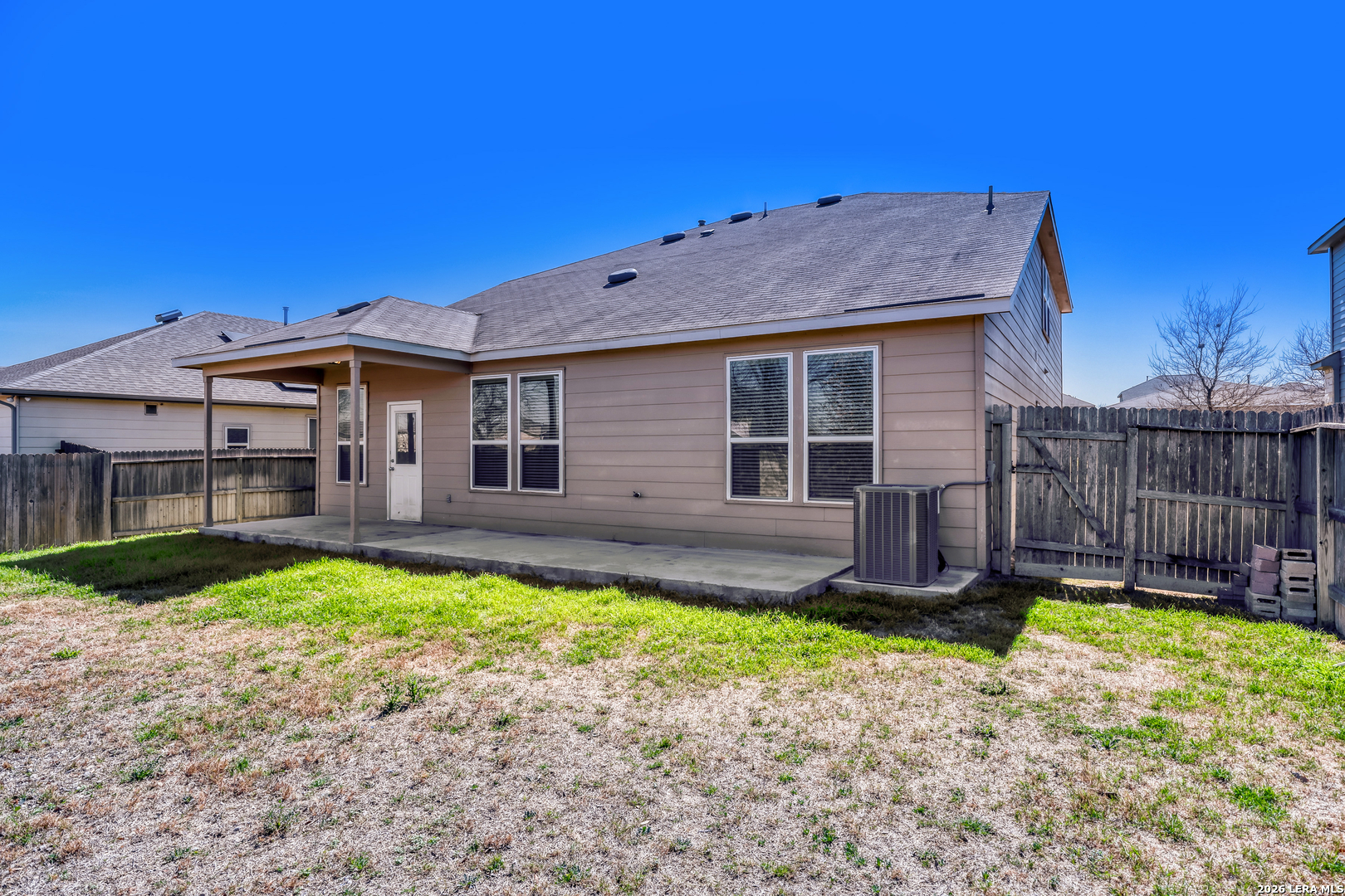 7231 Capricorn Way, ,  78109 — photo 1