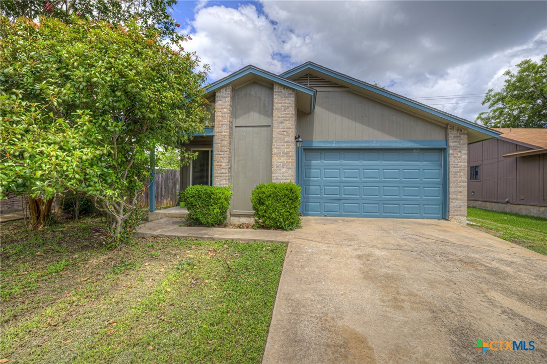 1905 Castle Gate Circle, San Marcos, TX 78666 — photo 1