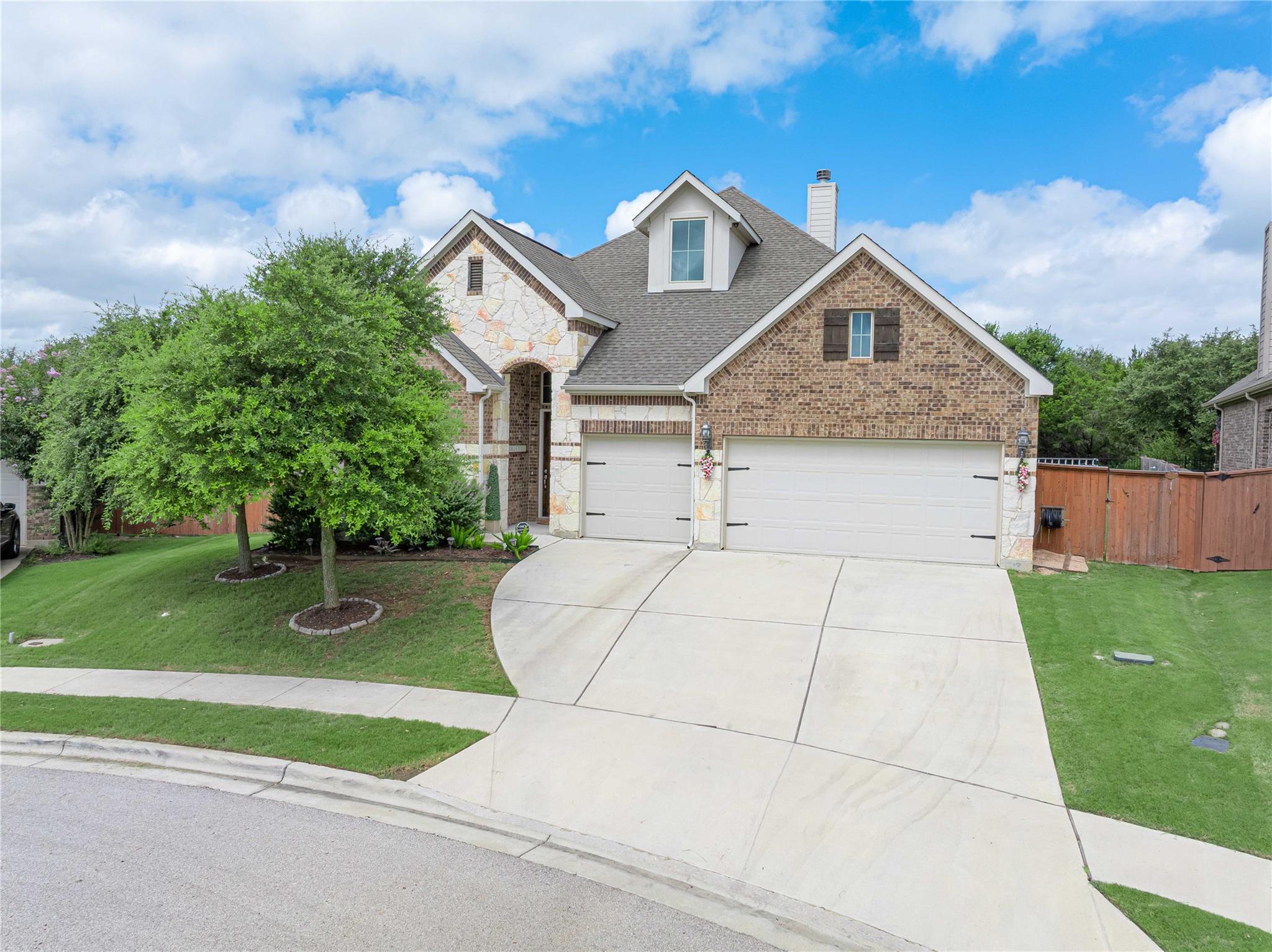 142 Rapid Springs, Georgetown, TX 78628 — photo 1