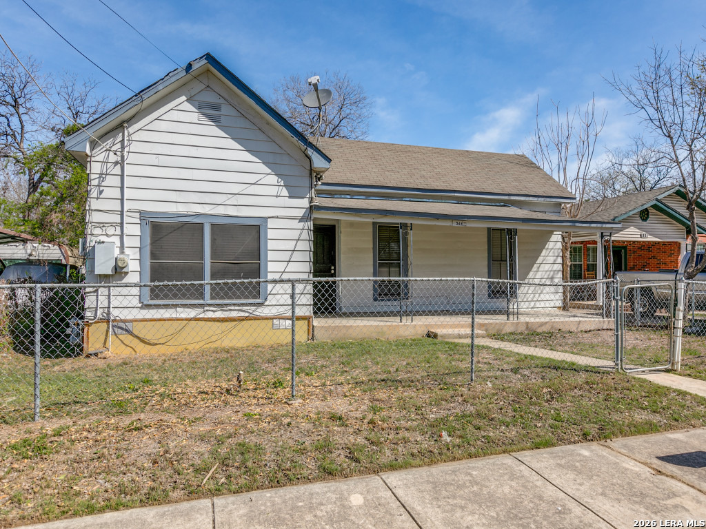 311 Cottonwood, San Antonio, TX 78214 — photo 1