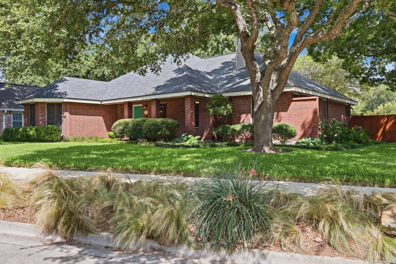602 SUMMERWOOD DR, ,  78130 — photo 1