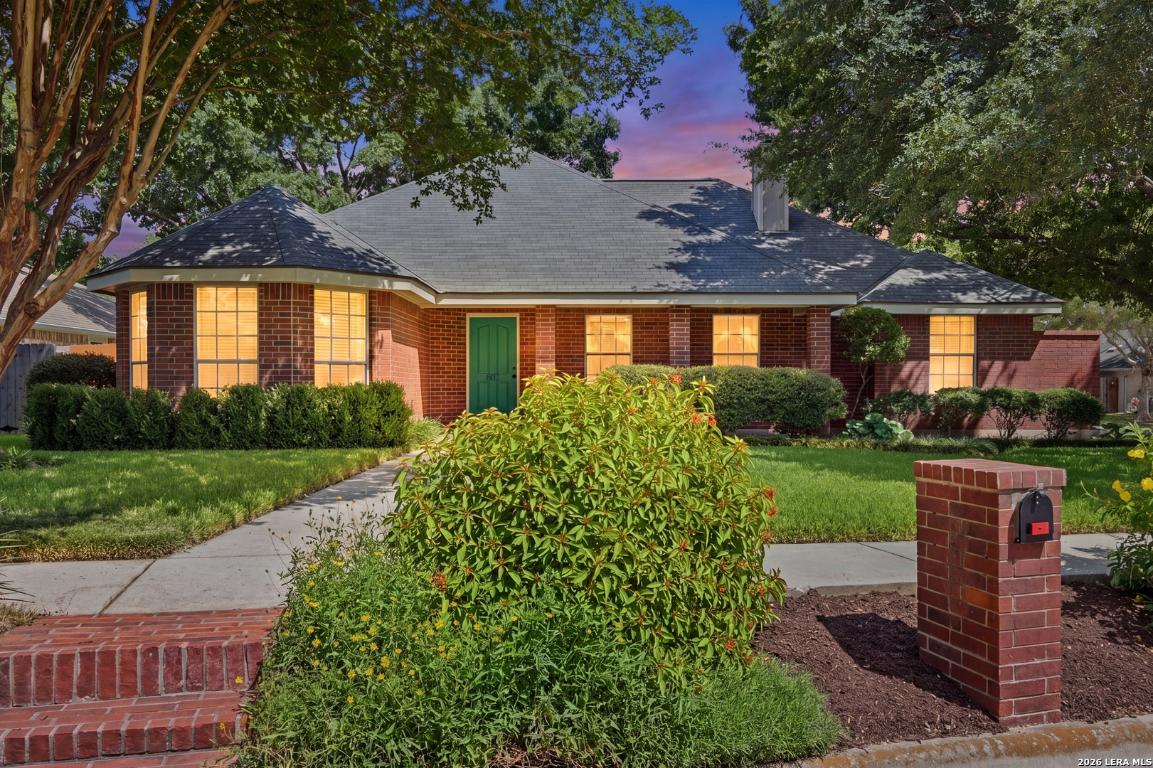 602 SUMMERWOOD DR, New Braunfels, TX 78130 — photo 1