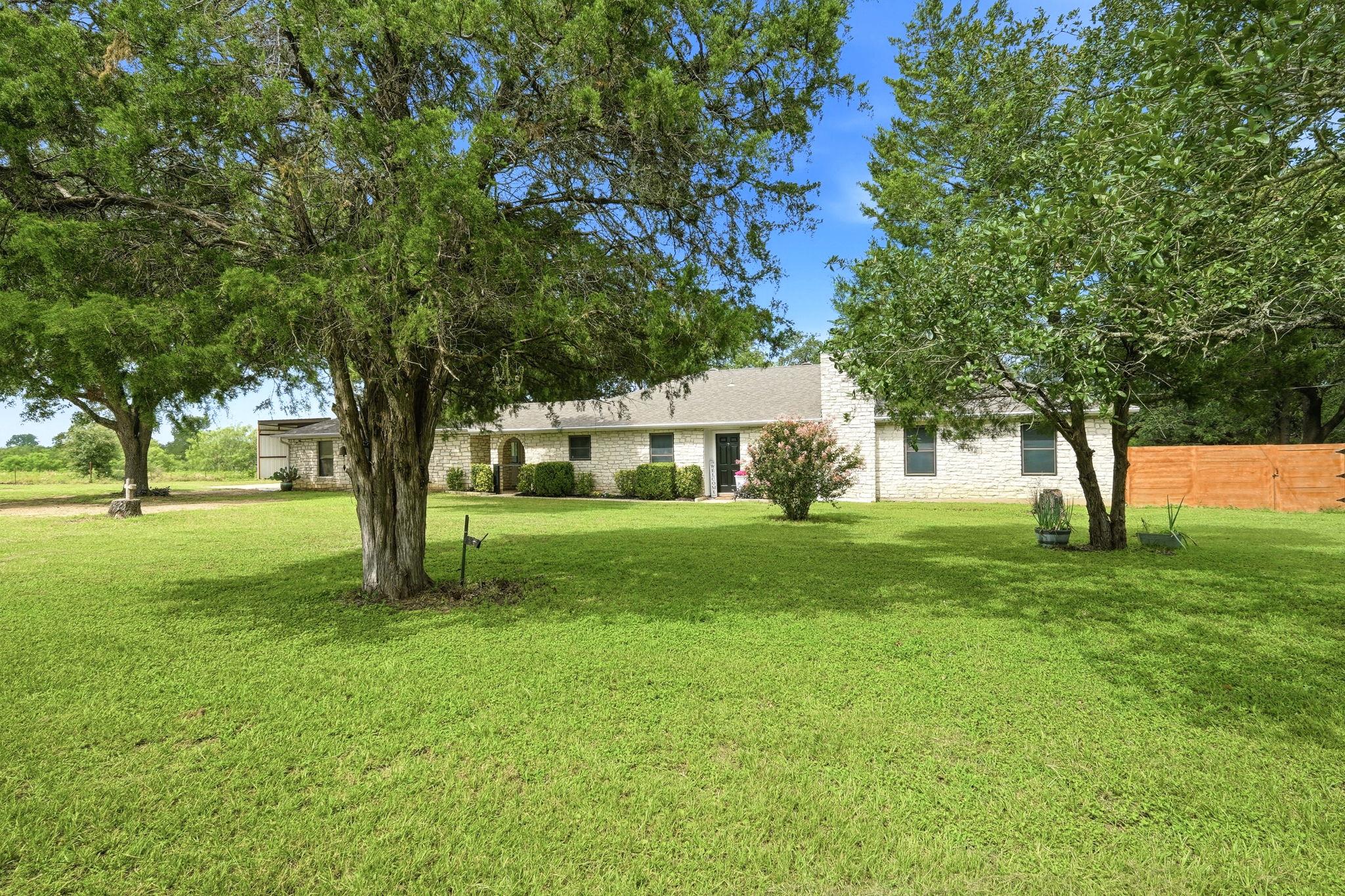 900 County Road 474, Elgin, TX 78621 — photo 1