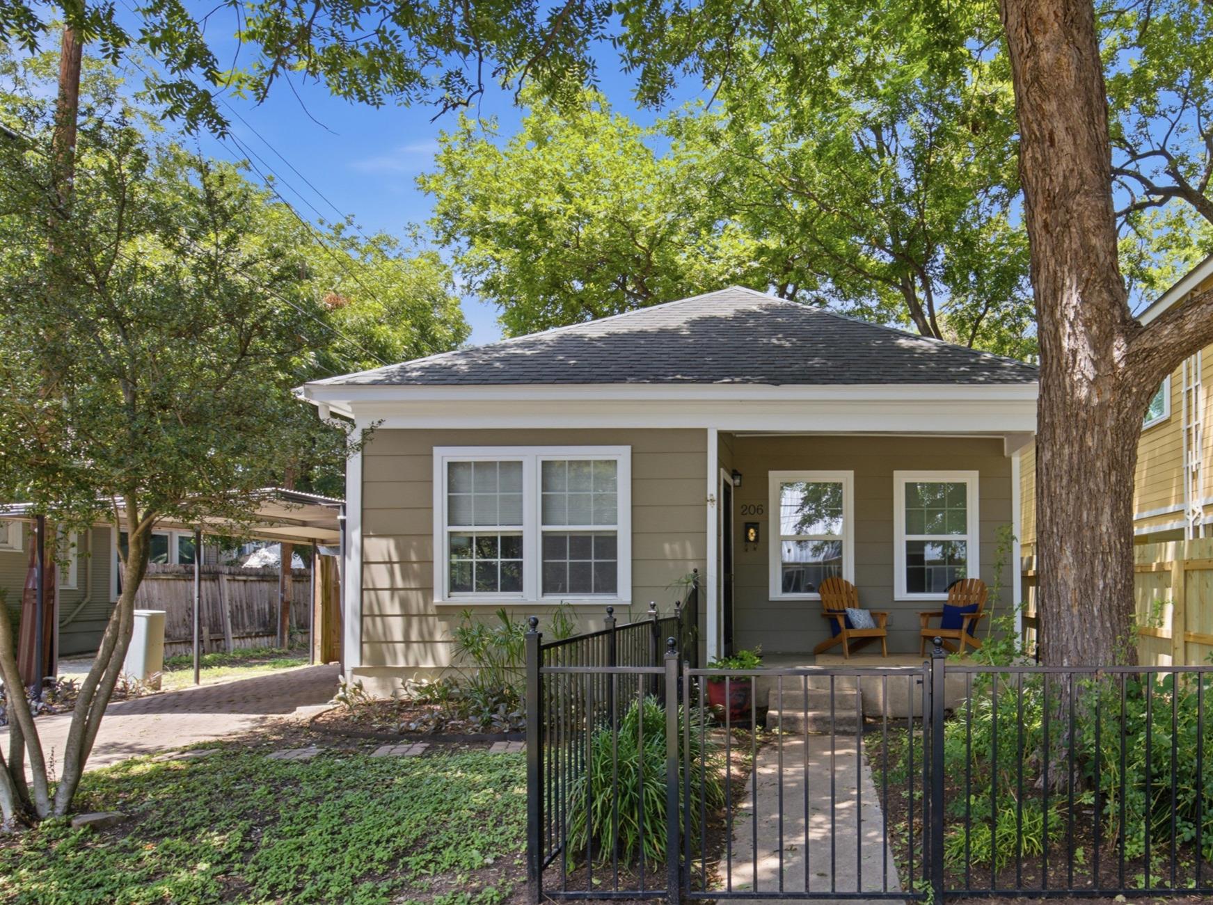 206 43rd, Austin, TX 78751 — photo 1
