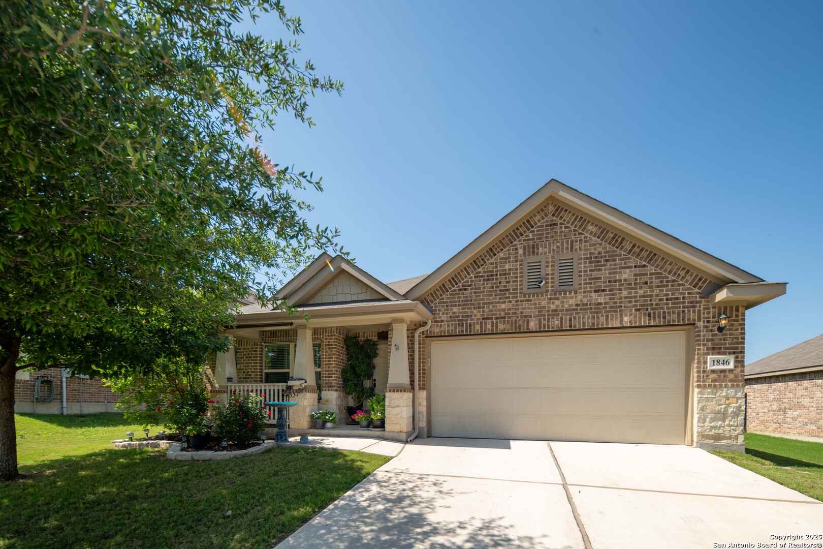 1846 Logan, New Braunfels, TX 78130 — photo 1