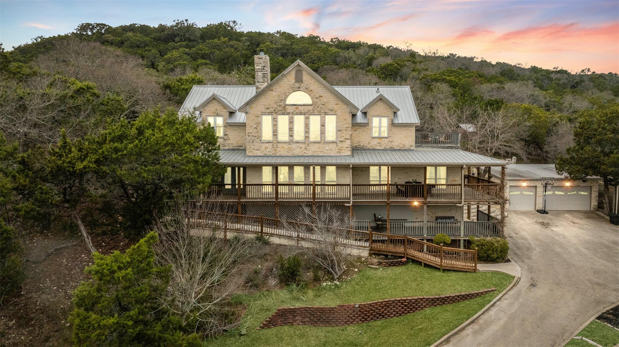 5926 Lakeside, Belton, TX 76513 — photo 1