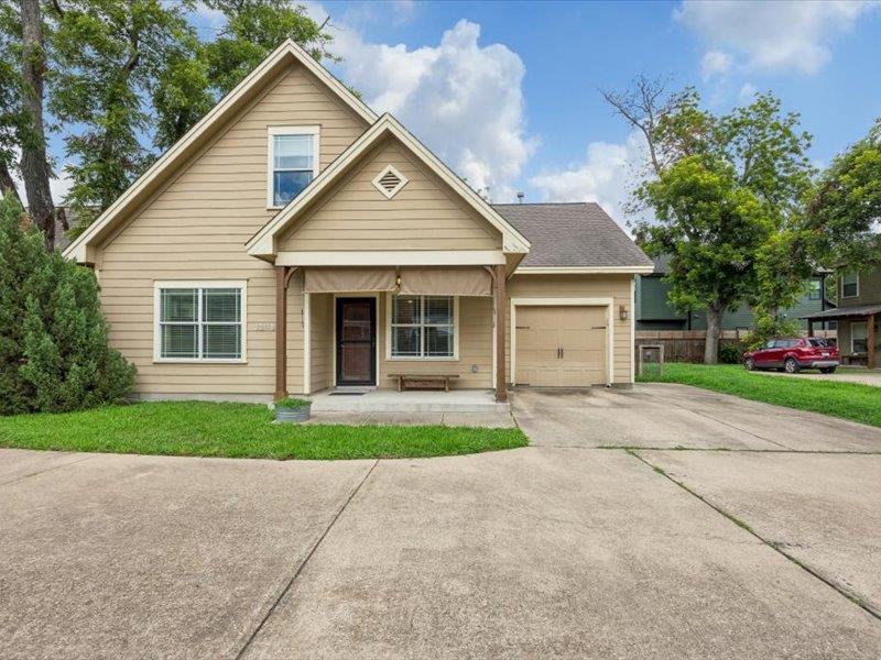 3211 Holton, Austin, TX 78702 — photo 1