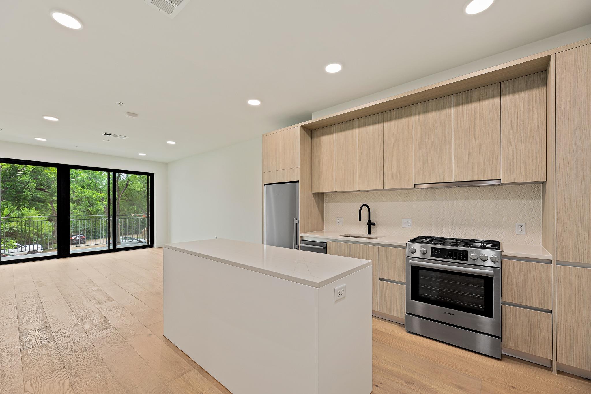 2209 1st, Austin, TX 78704 — photo 1
