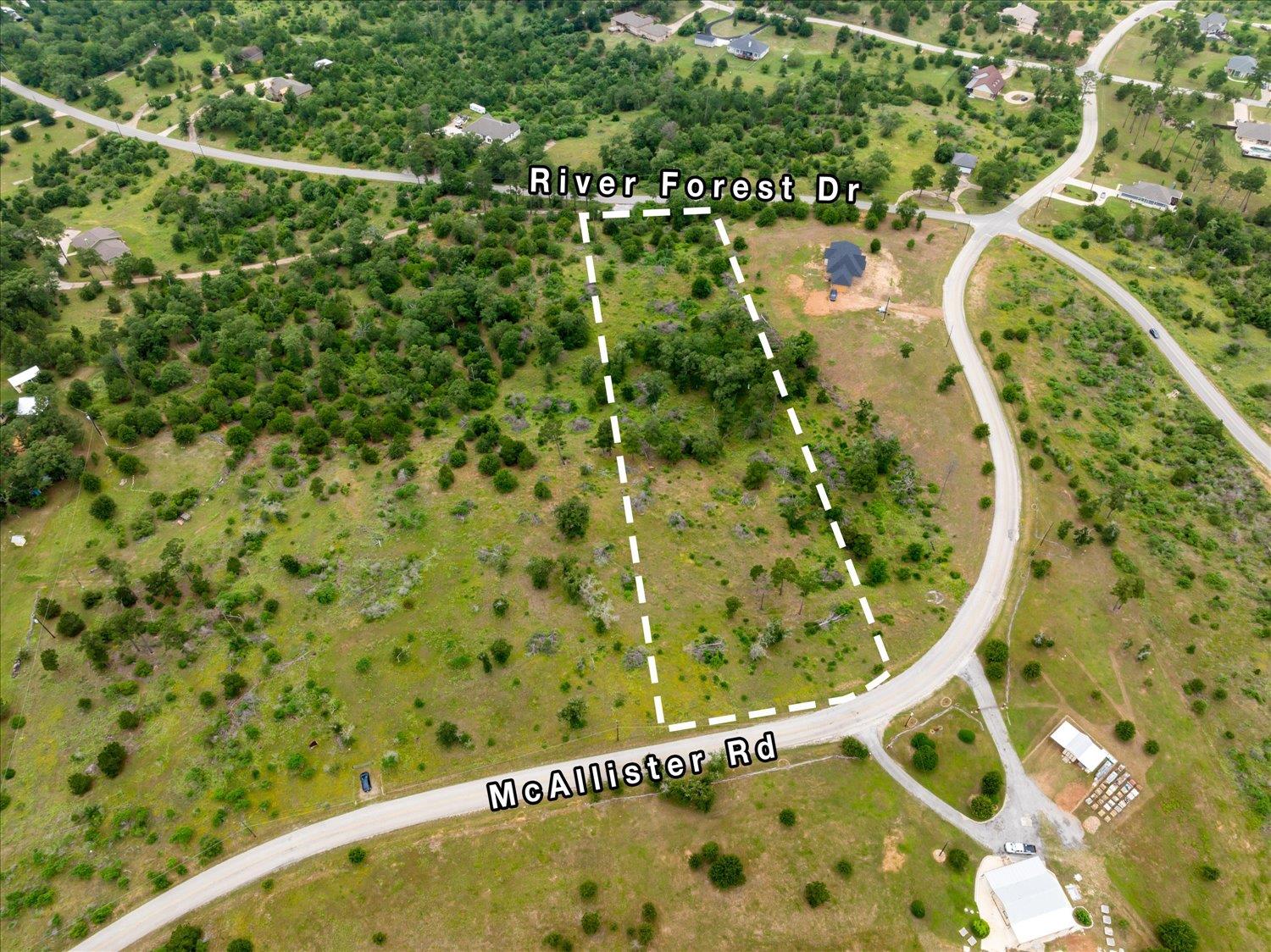 000 McAllister, Bastrop, TX 78602 — photo 1