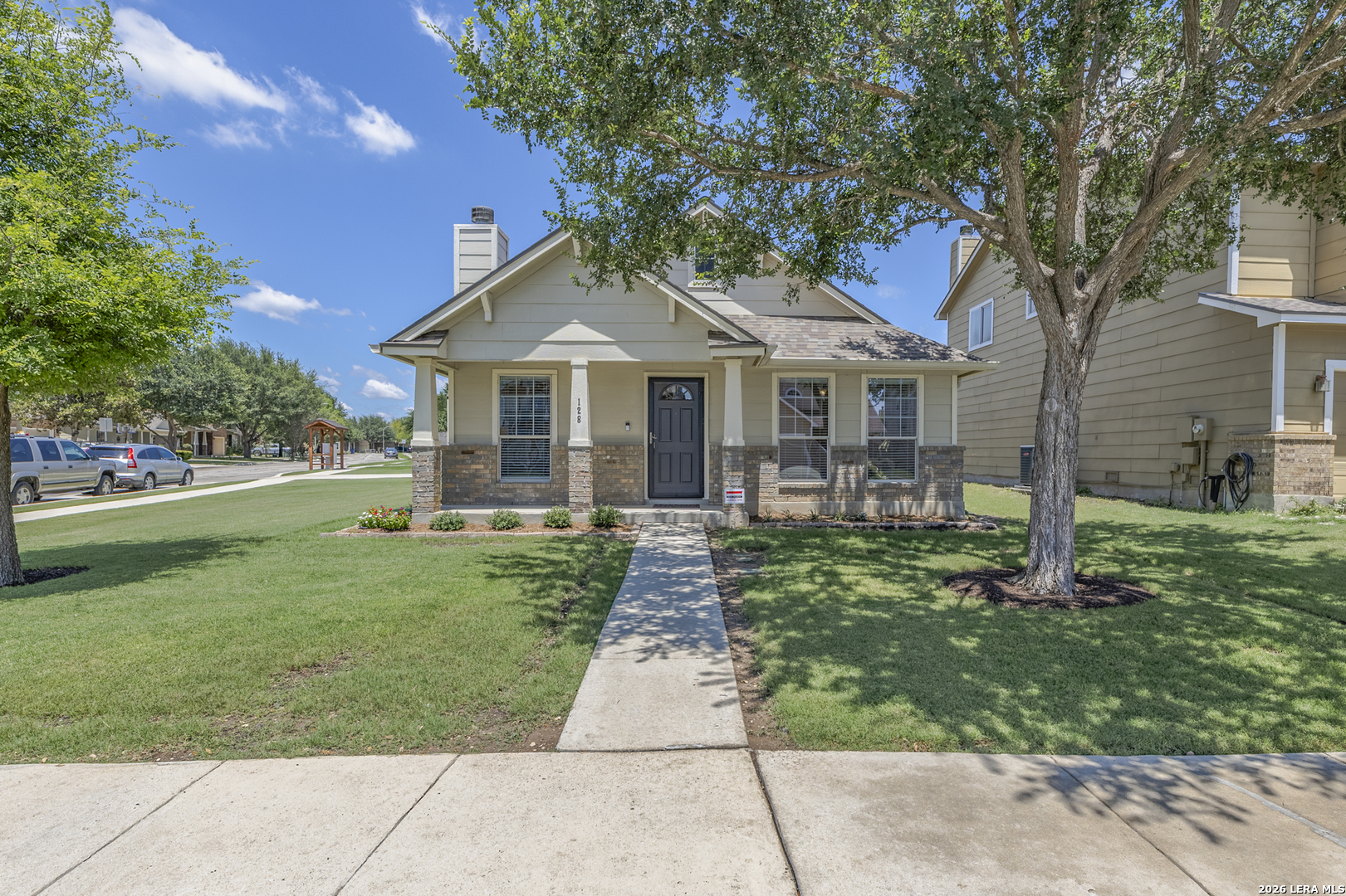 128 Saddle Trl, ,  78108 — photo 1