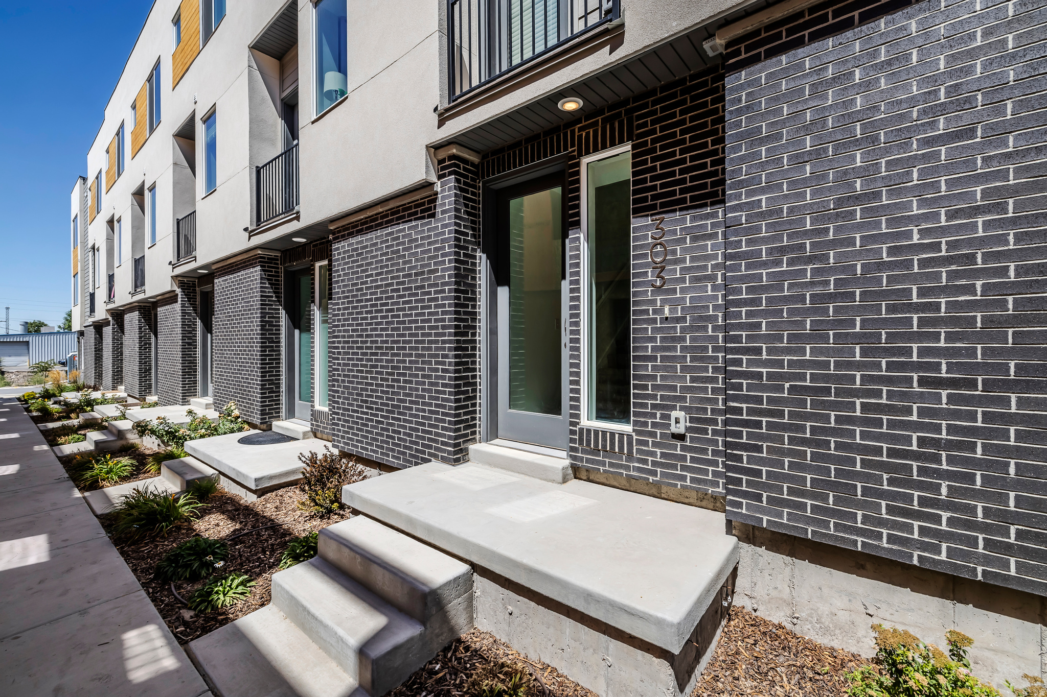 303 W AZURE SKY LN #5-28, Salt Lake City, UT 84103 — photo 1