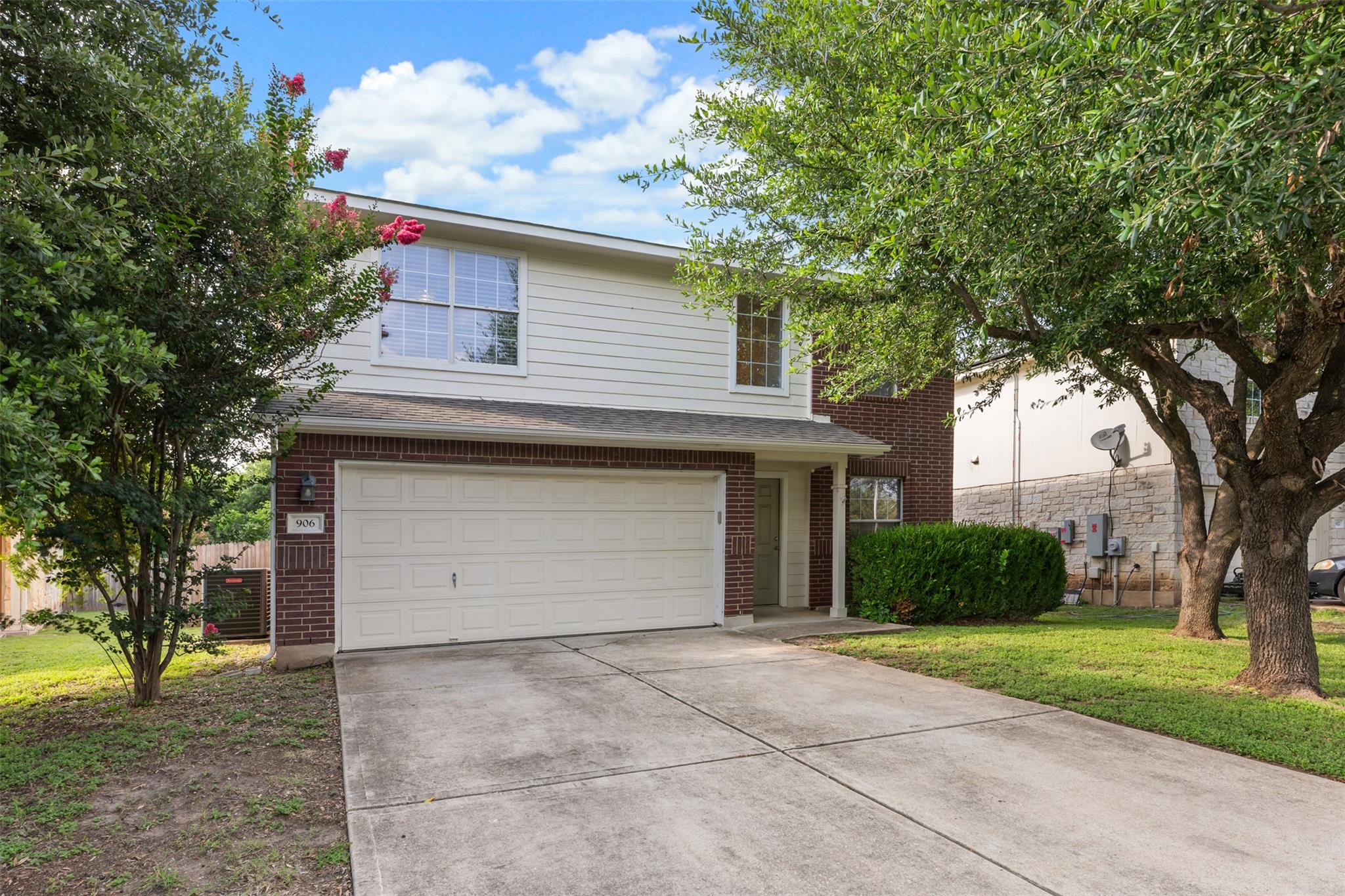 906  Indian Meadow Dr, Georgetown, TX 78626 — photo 1