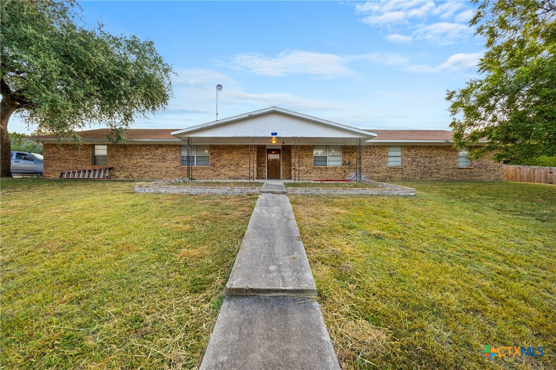 243 County Road 4314, Lampasas, TX 76550 — photo 1