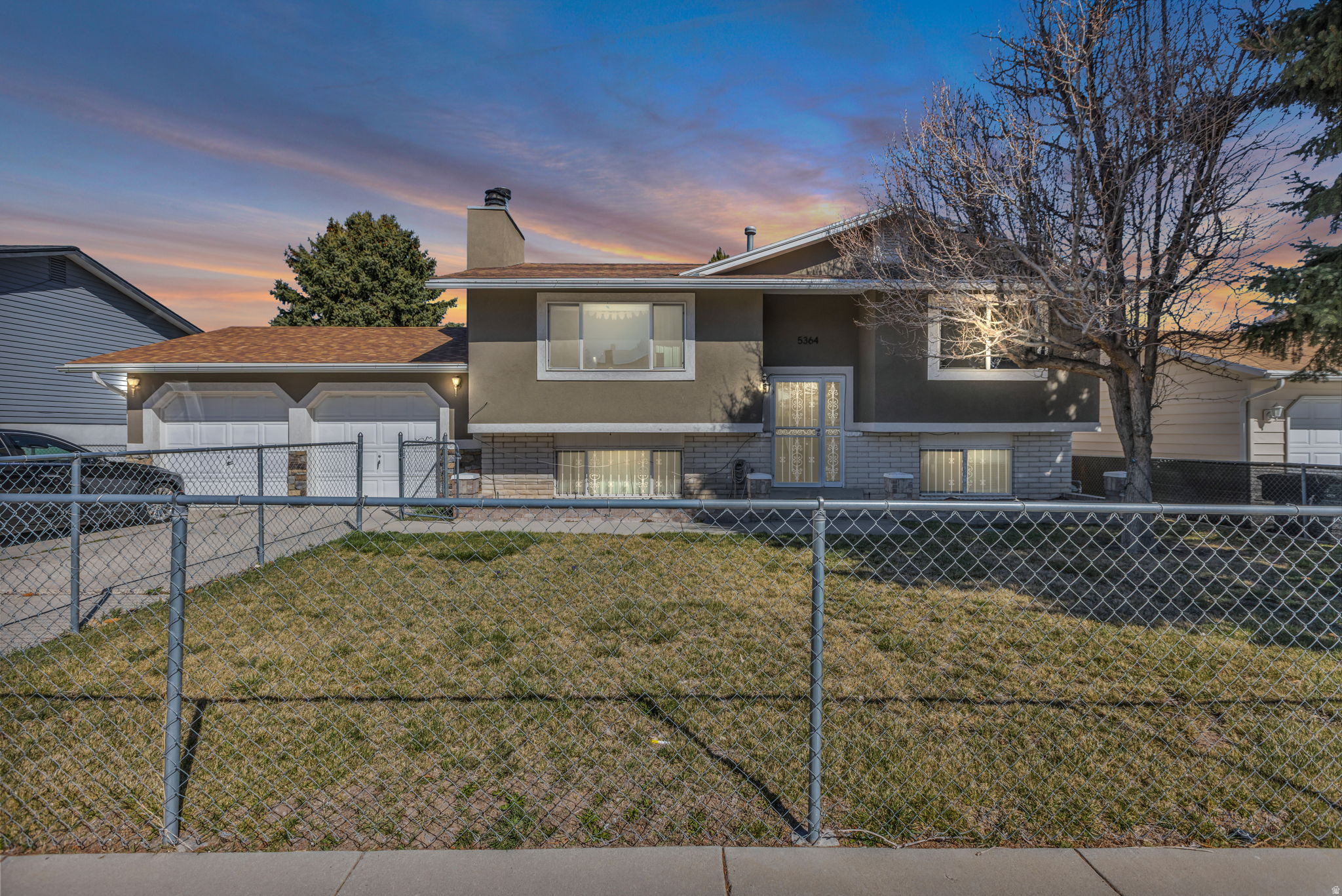 5364 W WOODLEDGE AVE, West Valley City, UT 84120 — photo 1
