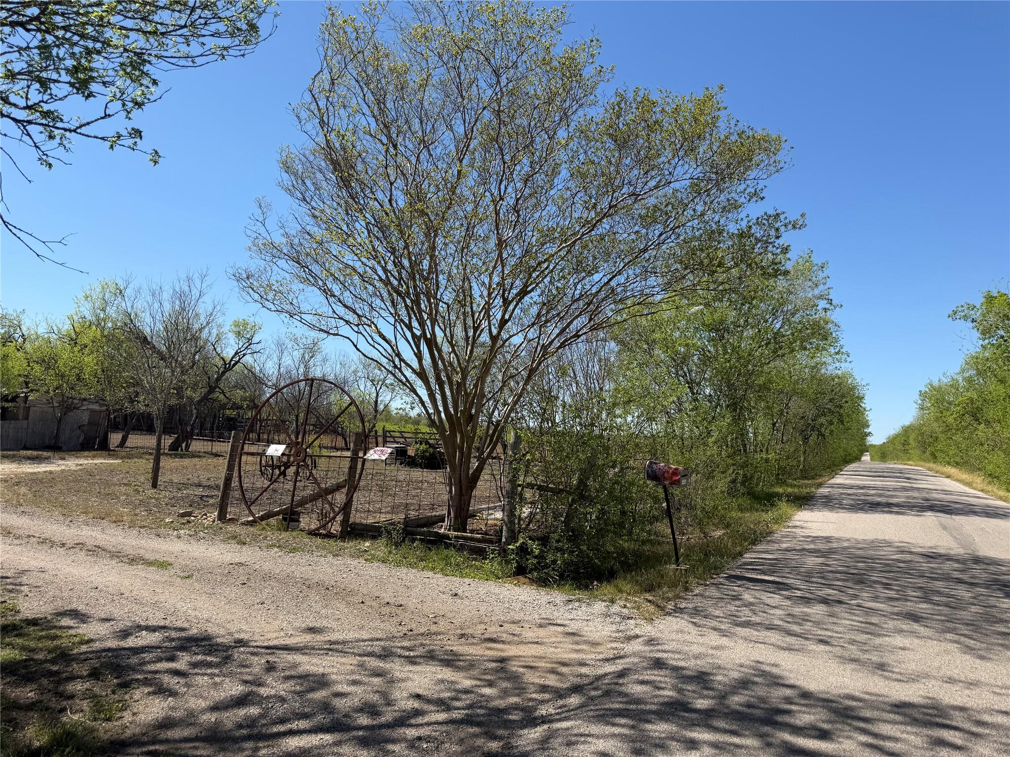 12129 Glass, Buda, TX 78610 — photo 1