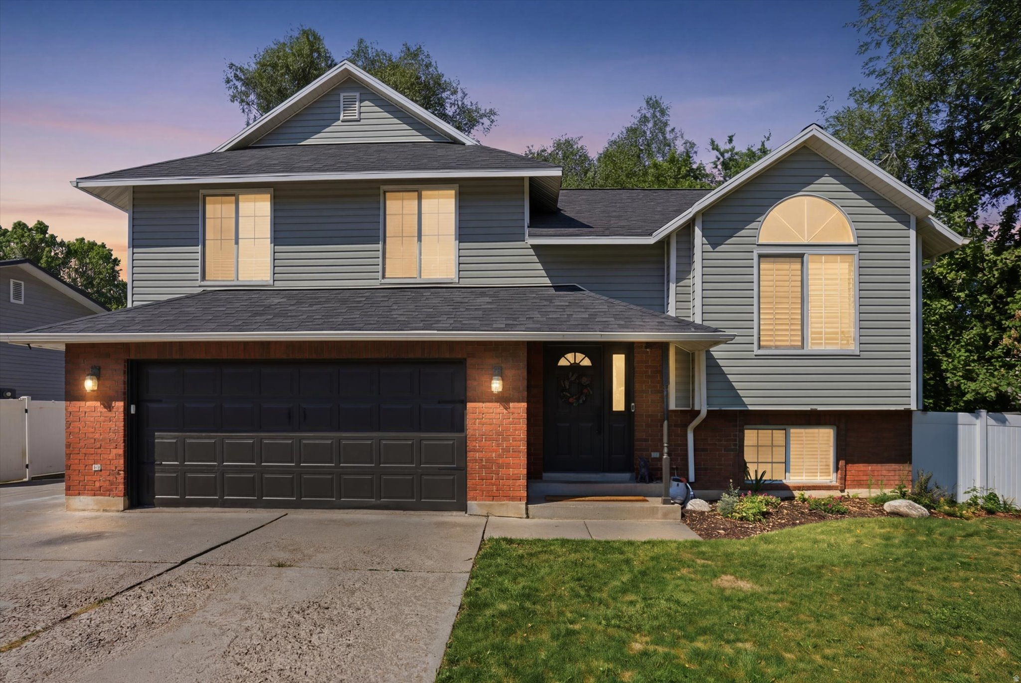 522 S COUNTRY CREEK DR, Layton, UT 84041 — photo 1