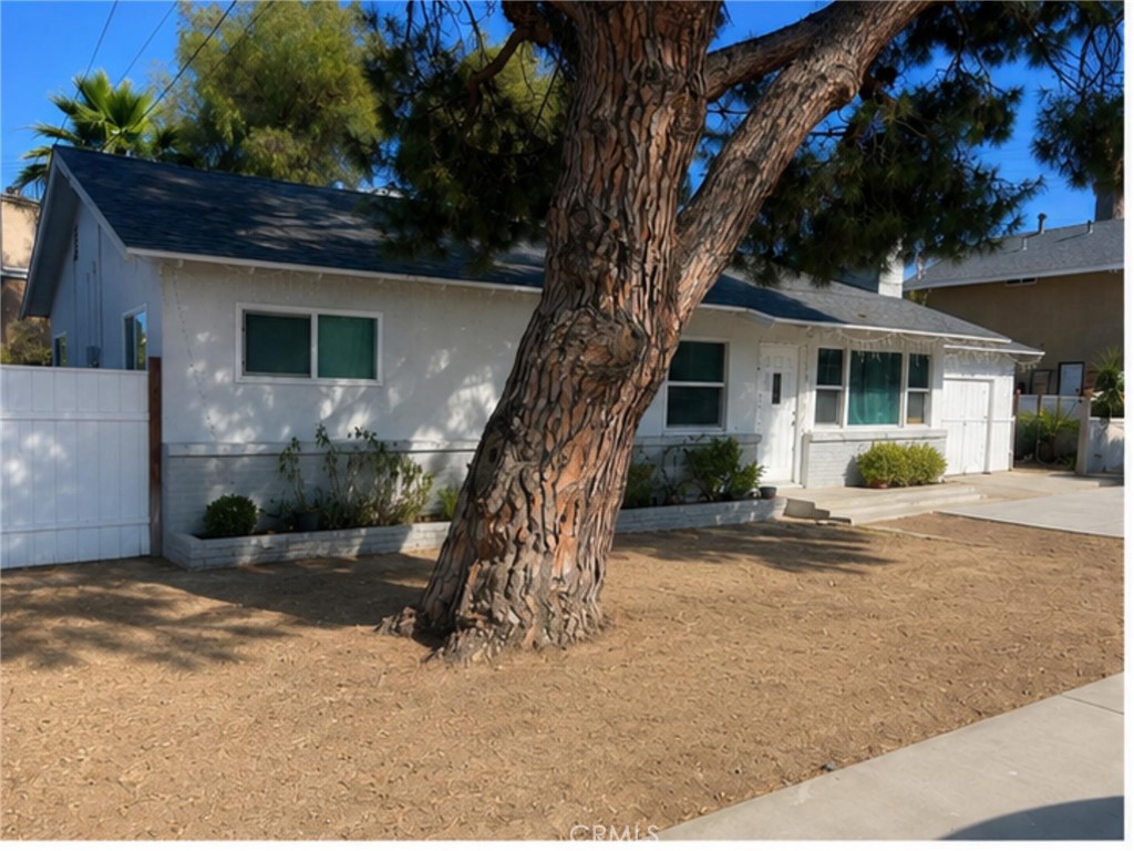 5645 Crest Avenue, Riverside, CA 92503 — photo 1