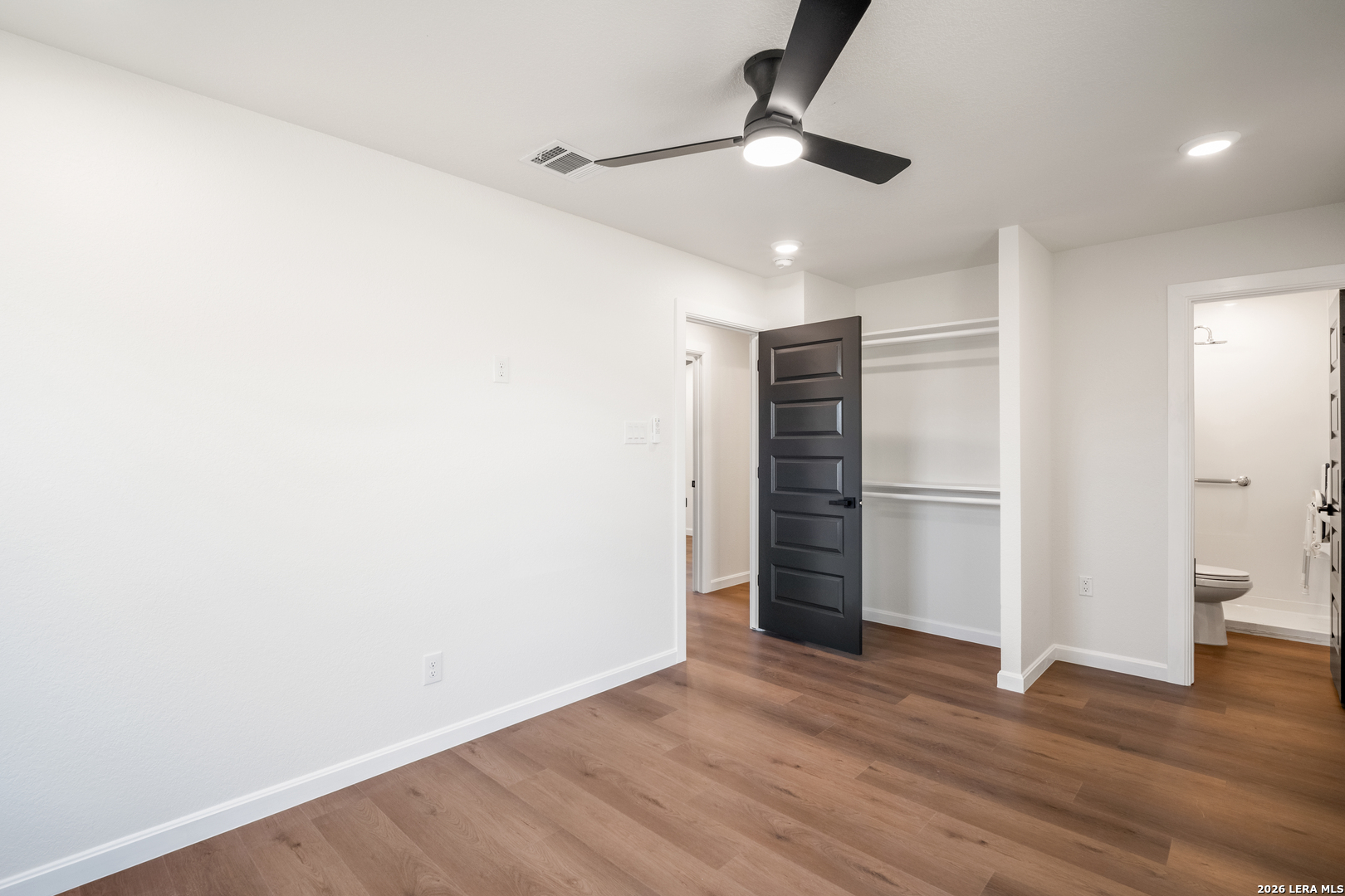 130 Kontiki, , 78242 — photo 1