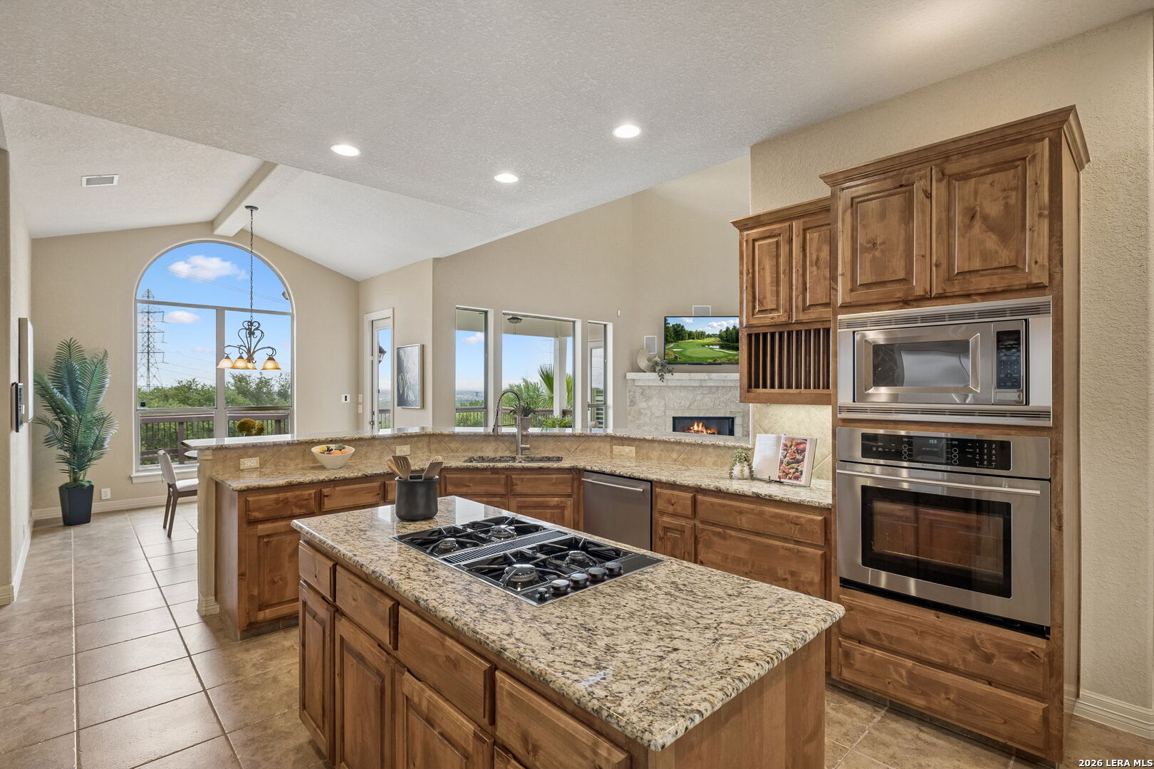 426 Pueblo Pintado, ,  78023 — photo 1