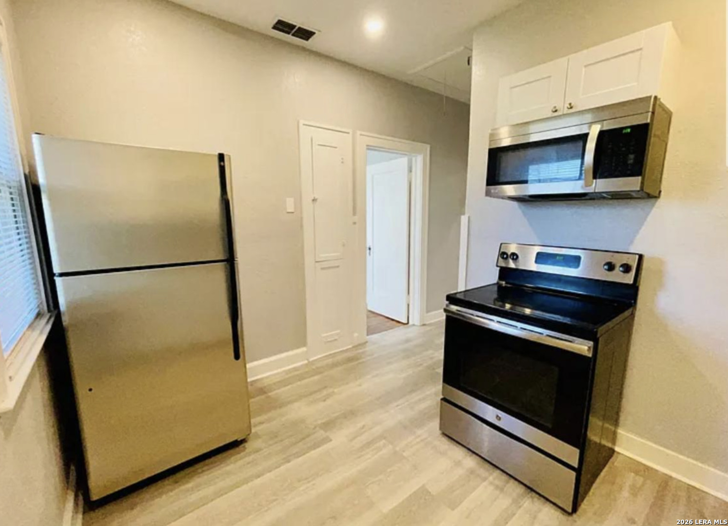 2907 Elmendorf, ,  78201 — photo 1