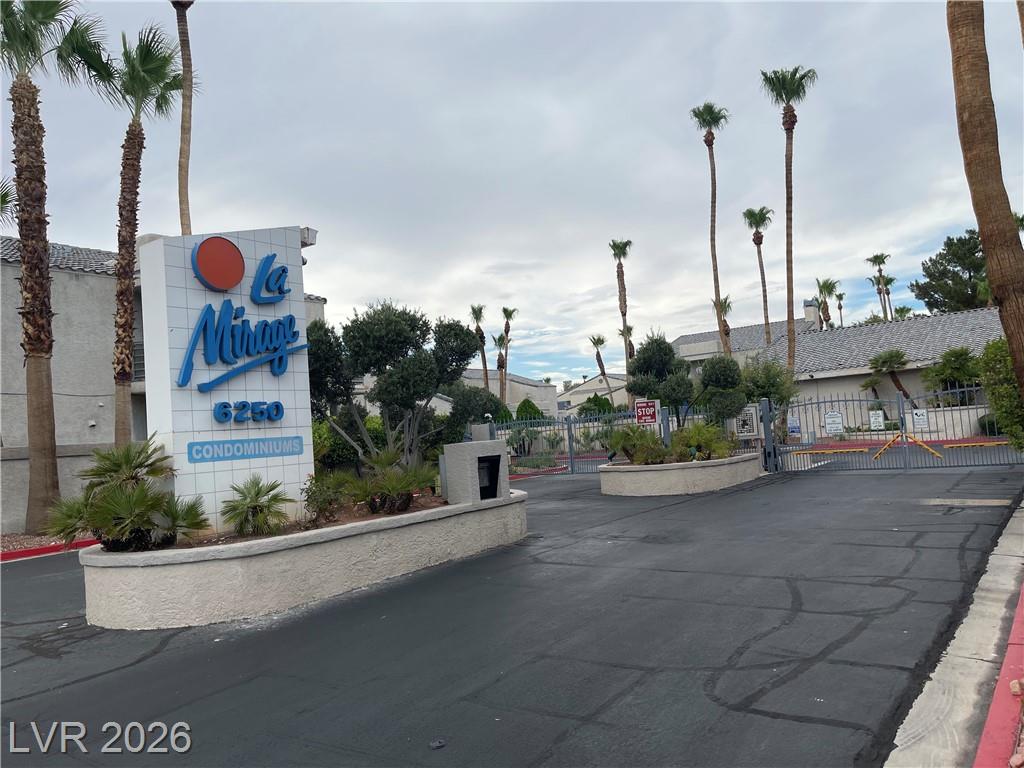 6250 West Flamingo Road 124, Las Vegas, NV 89103 — photo 1