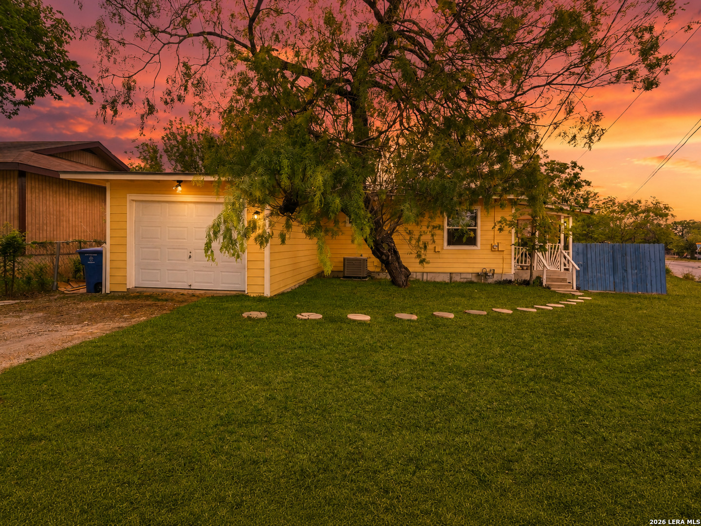 12702 Middle Lane, San Antonio, TX 78217 — photo 1