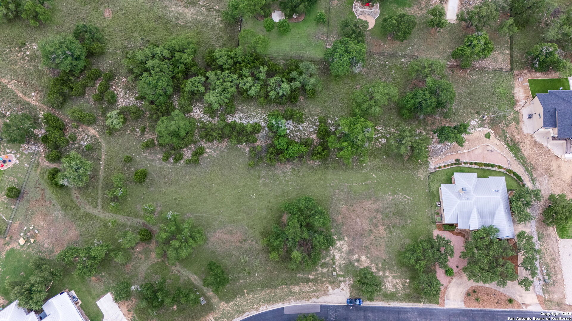 2331 Bella Vista, ,  78133 — photo 1