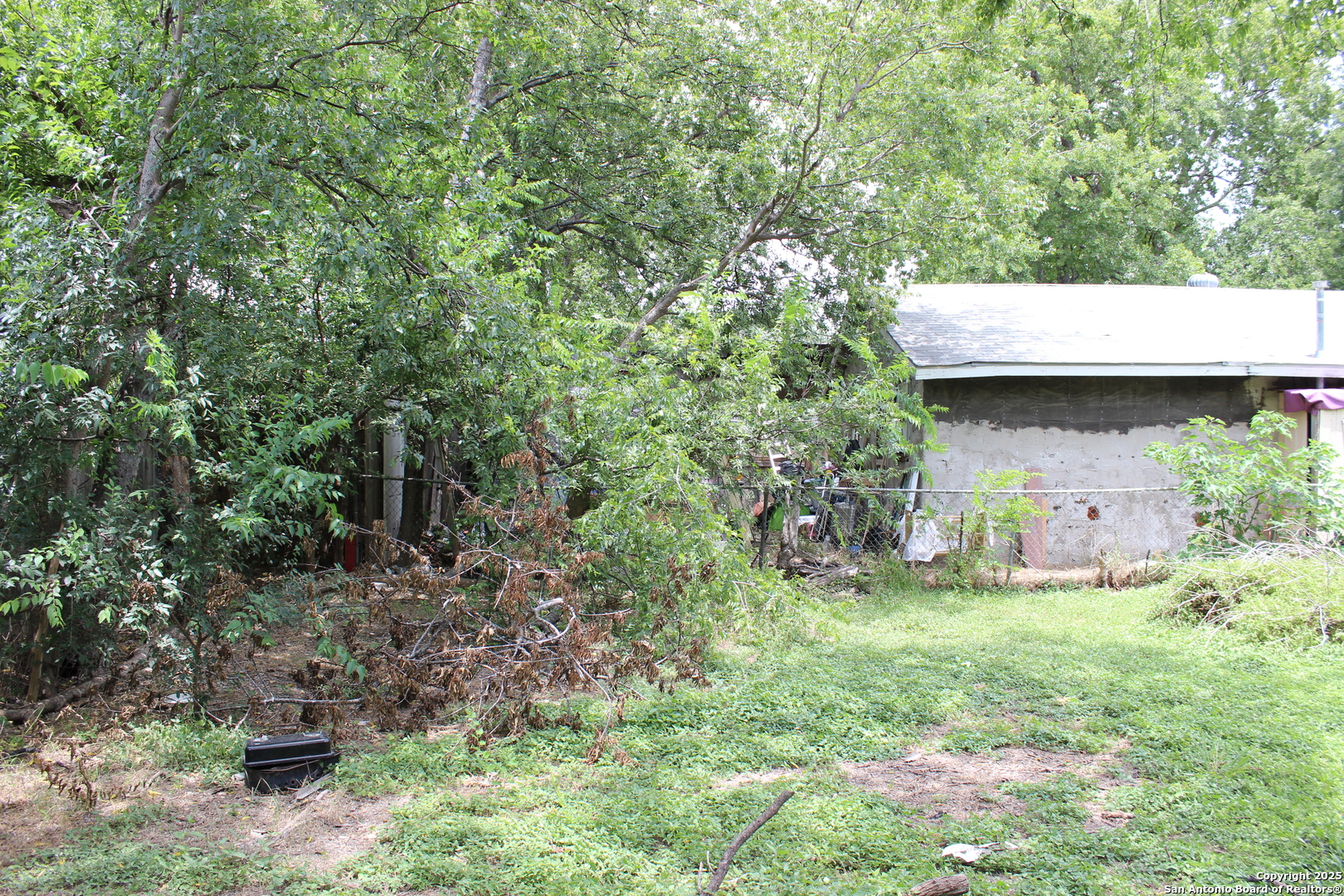 365 San Gabriel Ave, ,  78237 — photo 1