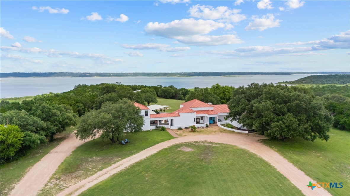6750 N Lakeview Drive, Salado, TX 76571 — photo 1