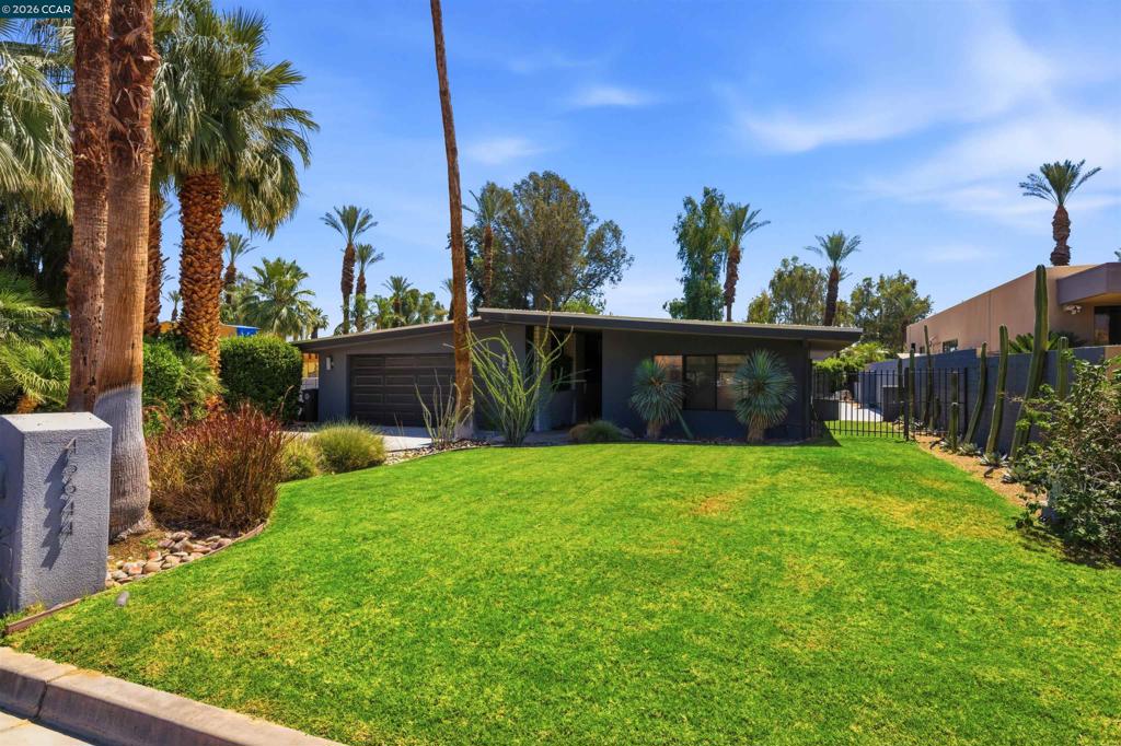 45644 Indian Wells Ln, Indian Wells, CA 92210 — photo 1