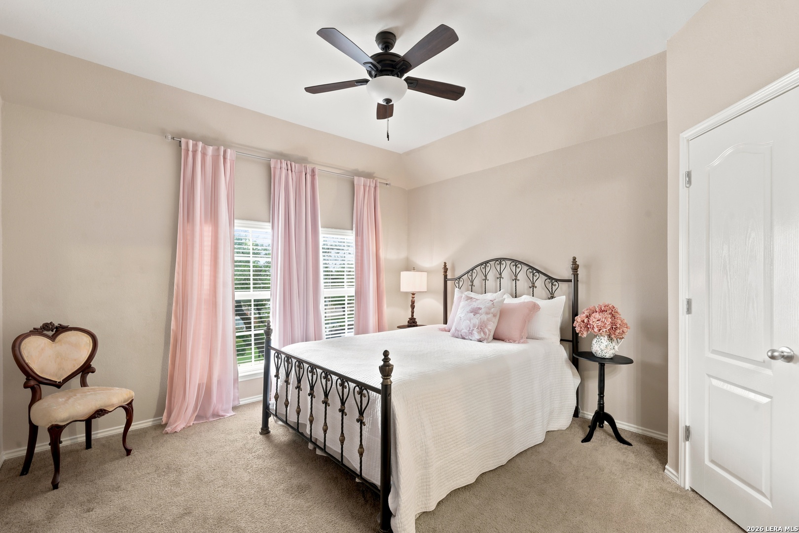 2707 Summit View, ,  78261 — photo 1