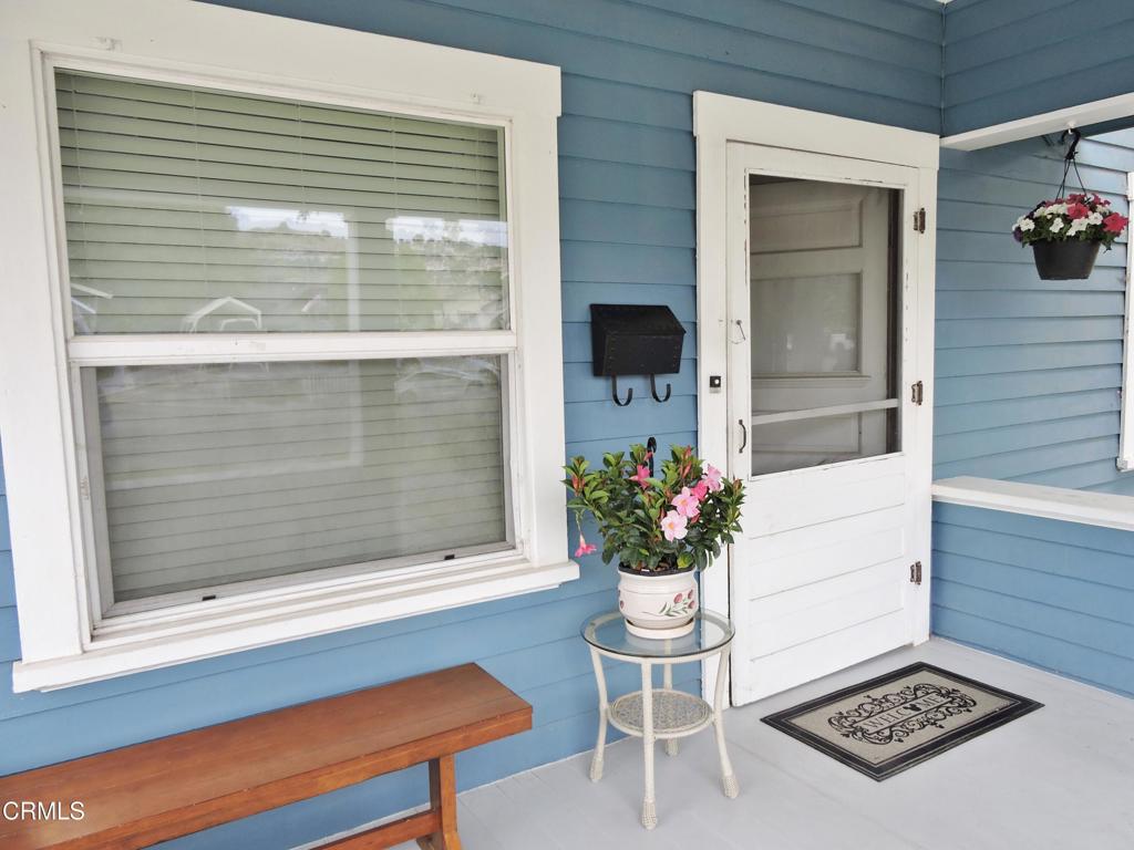 916 E Santa Paula Street, Santa Paula, CA 93060 — photo 1