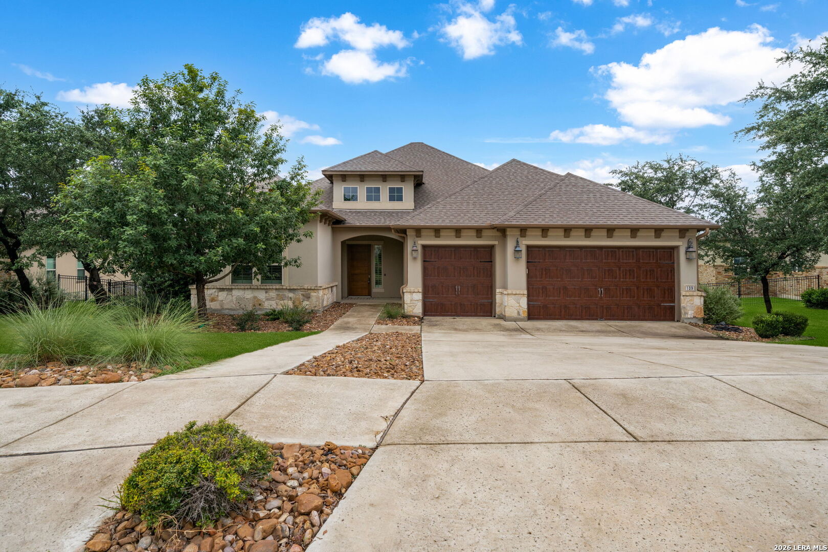 109 El Cielo, Boerne, TX 78006 — photo 1