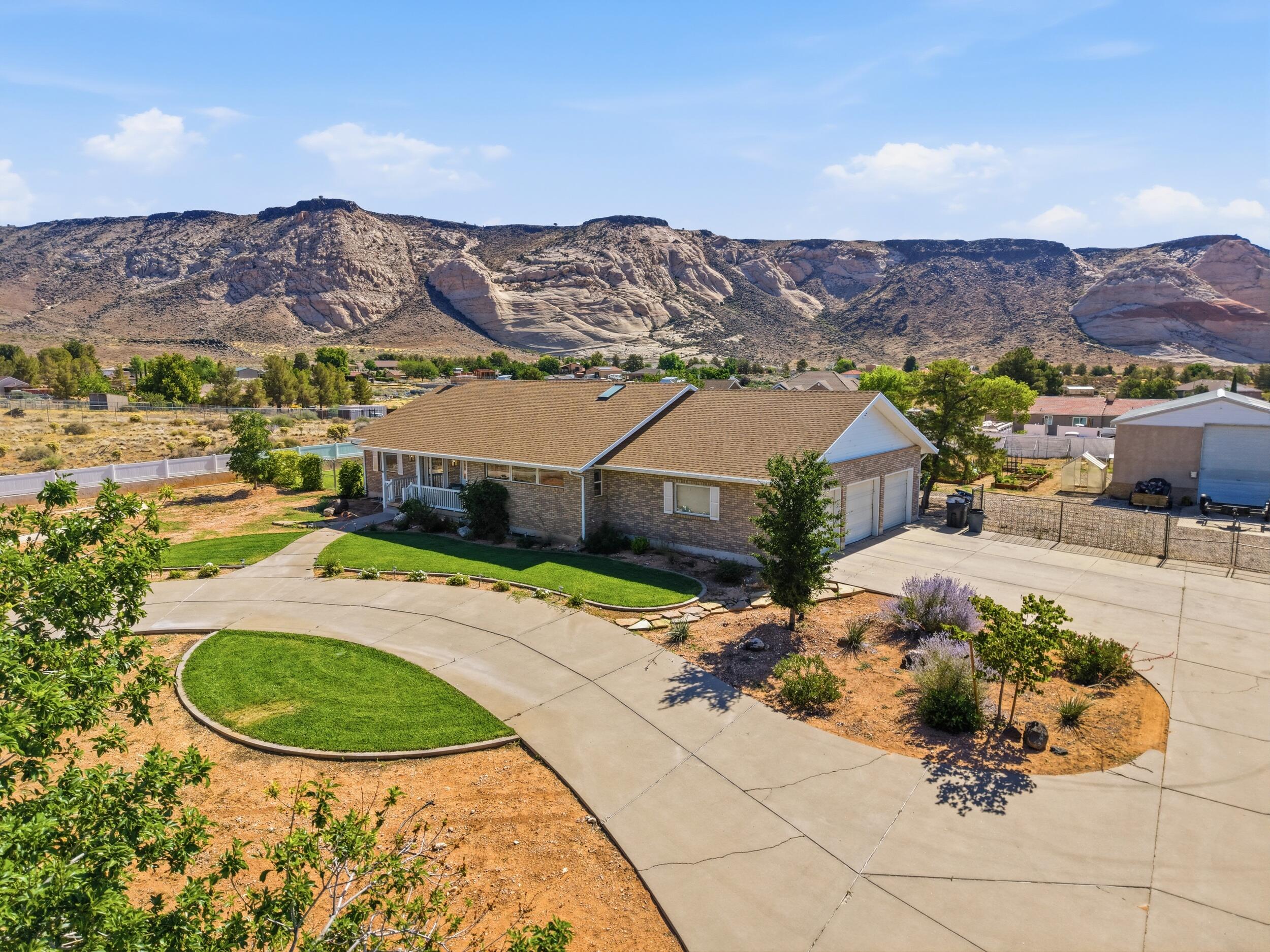 5660 N 1400 W, St George, UT 84770 — photo 1