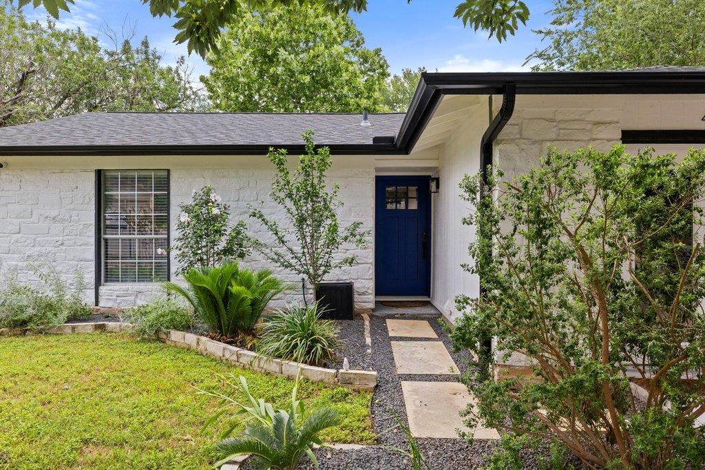 4805 Spring Meadow, Austin, TX 78744 — photo 1