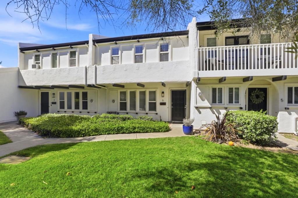 16345 Los Gatos Boulevard 6, Los Gatos, CA 95032 — photo 1