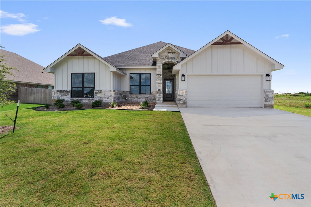 1313 Red Rock Road, Hewitt, TX 76643 — photo 1