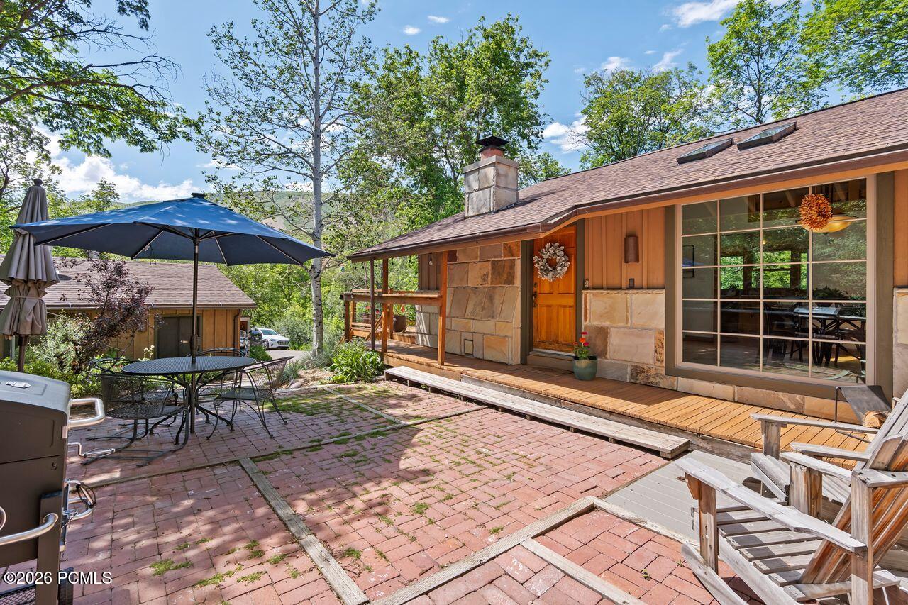 19 S Cederlof Lane, Salt Lake City, UT 84108 — photo 1