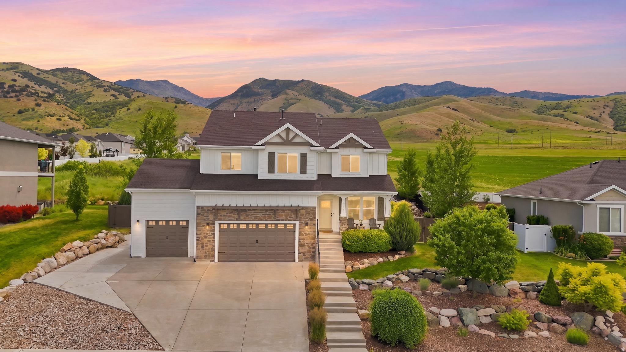 338 S WINDY RIDGE DR, Smithfield, UT 84335 — photo 1