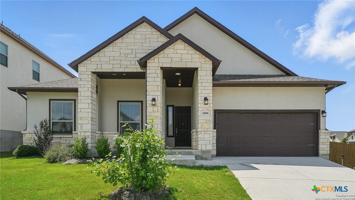 1606 FOLK VICTORIAN, New Braunfels, TX 78132 — photo 1