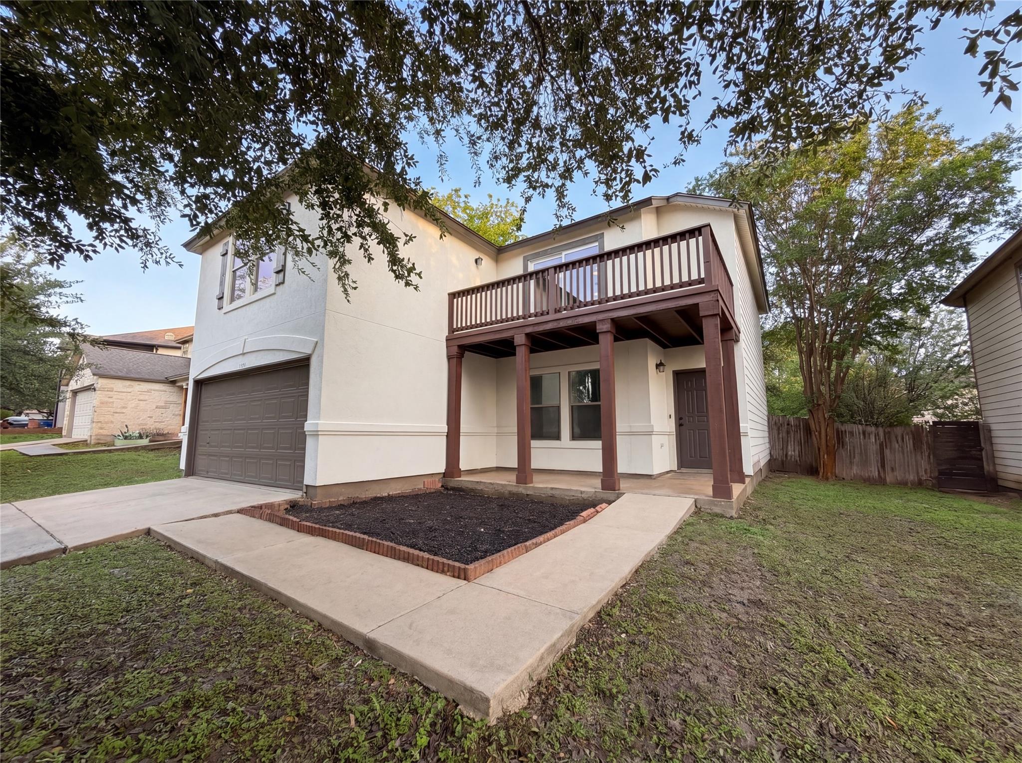 5406 S Hearsey Dr, Austin, TX 78744 — photo 1
