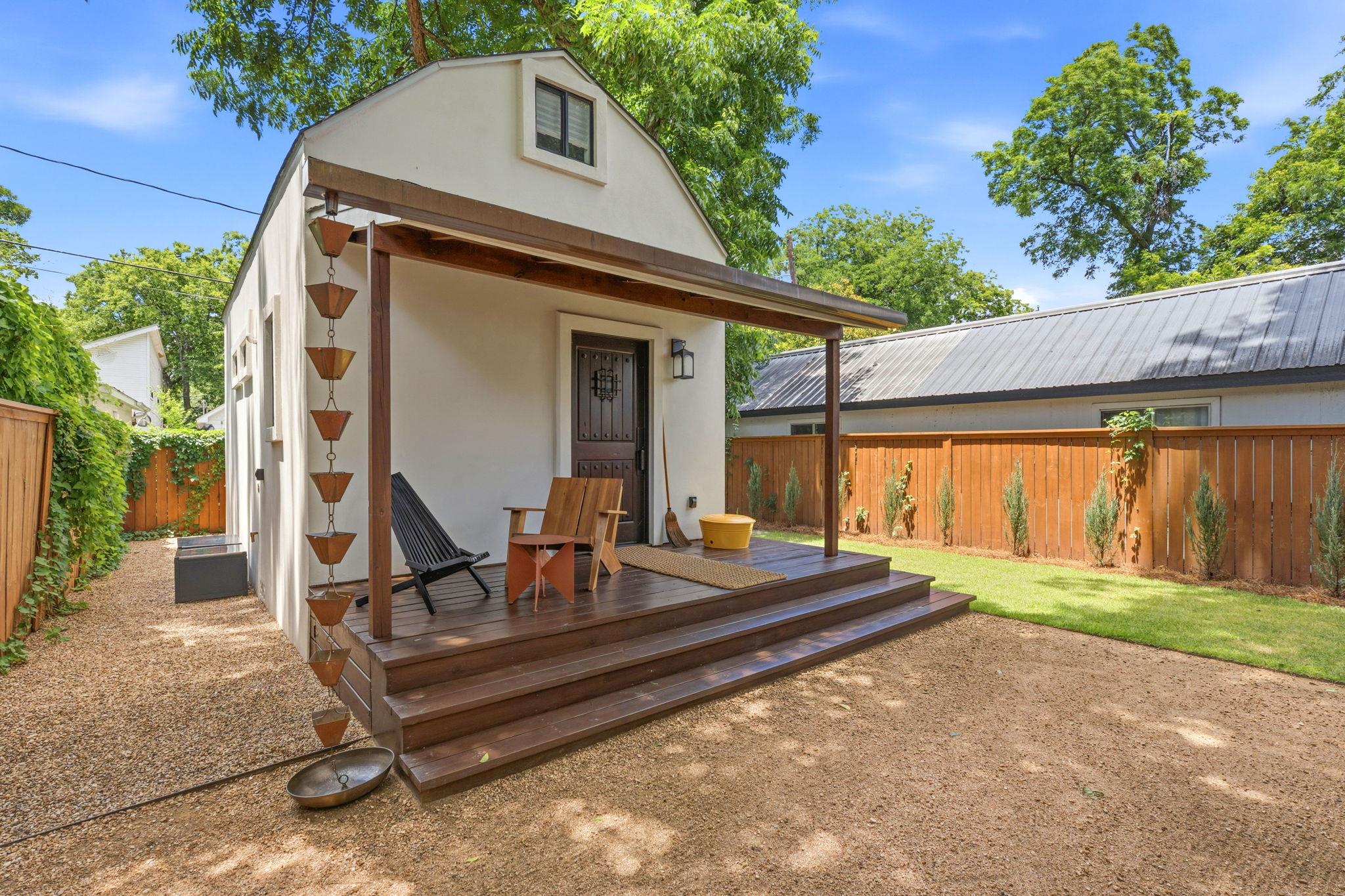 2519 E 4th St  #2, Austin, TX 78702 — photo 1