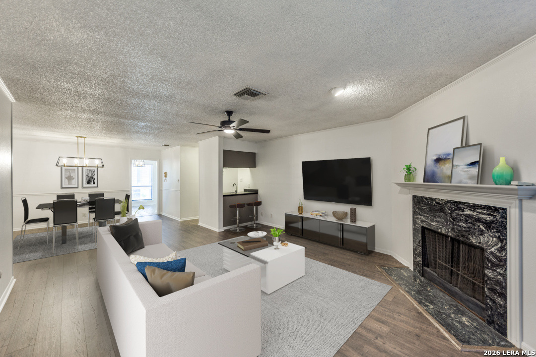 7738 CHAMBERS RD, San Antonio, TX 78229 — photo 1
