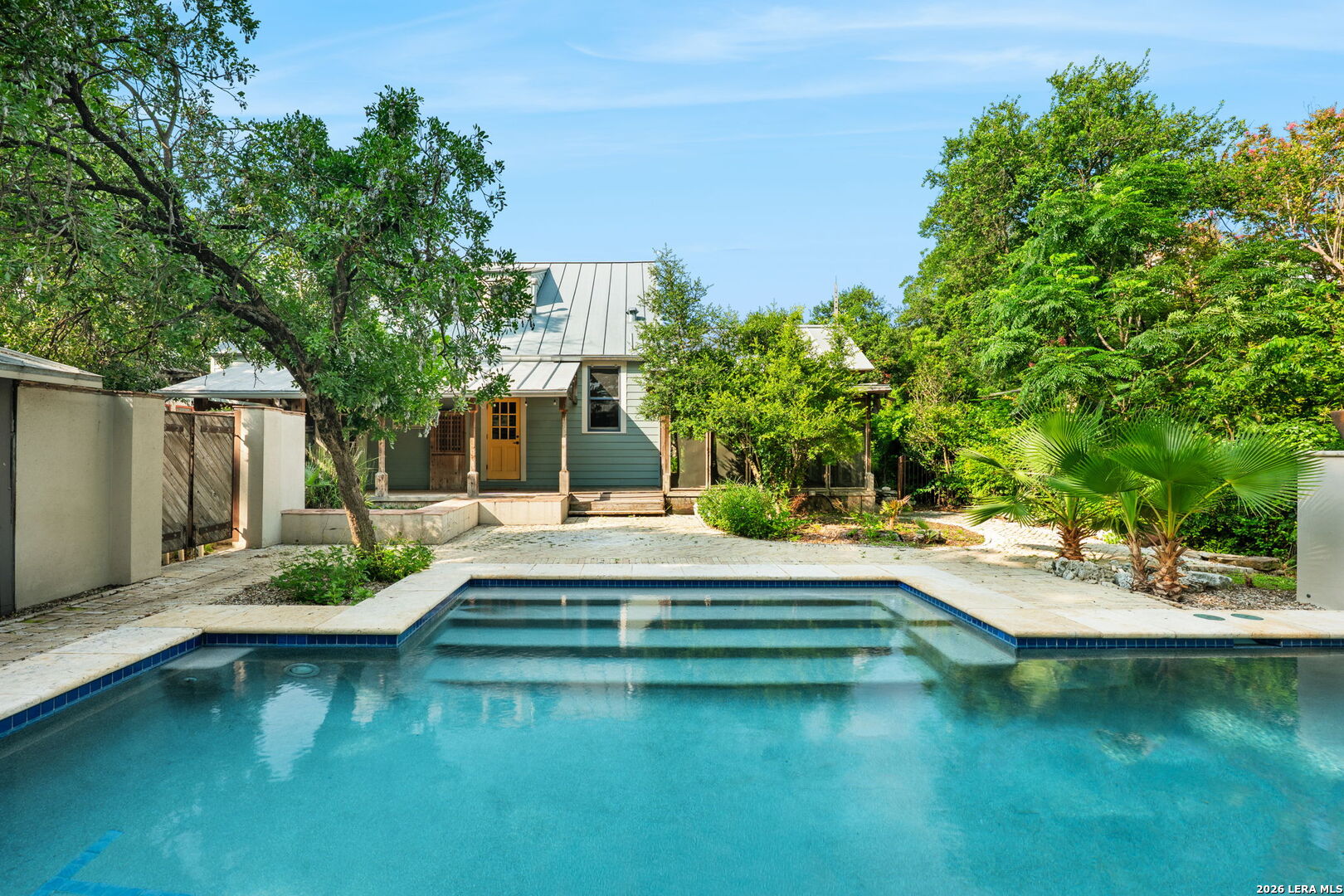 123 Armour Pl, San Antonio, TX 78212 — photo 1