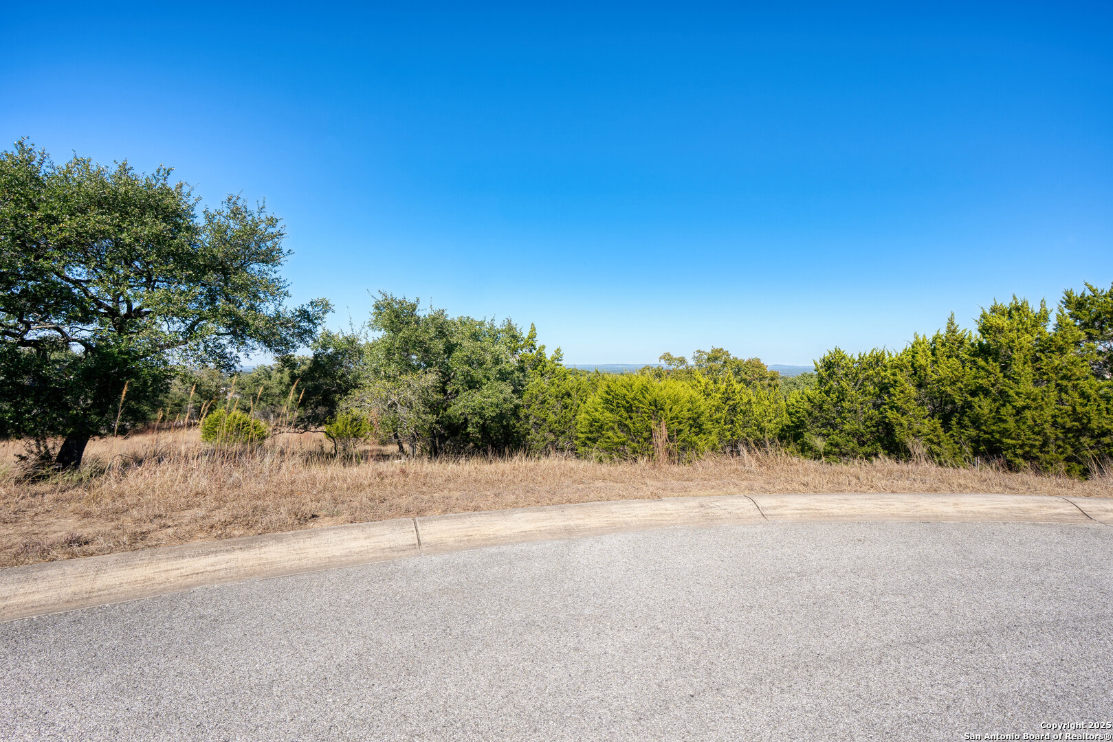 11 Wynstone, Boerne, TX 78006 — photo 1