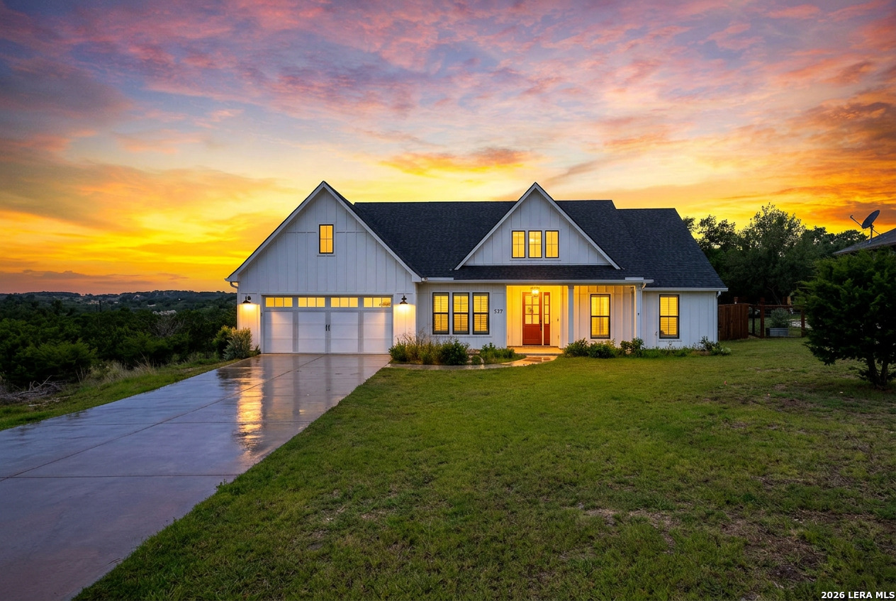 537 Compass Rose, Canyon Lake, TX 78133 — photo 1